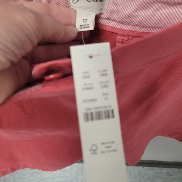 NWT JCrew Shorts Size 12 - Picture 2 of 3
